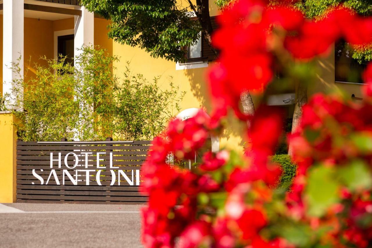 Hotel Santoni Freelosophy *** Torbole Sul Garda Exterior foto